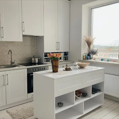 Стильна Квартира Студія У Центрі Міста Lutsk Exterior photo